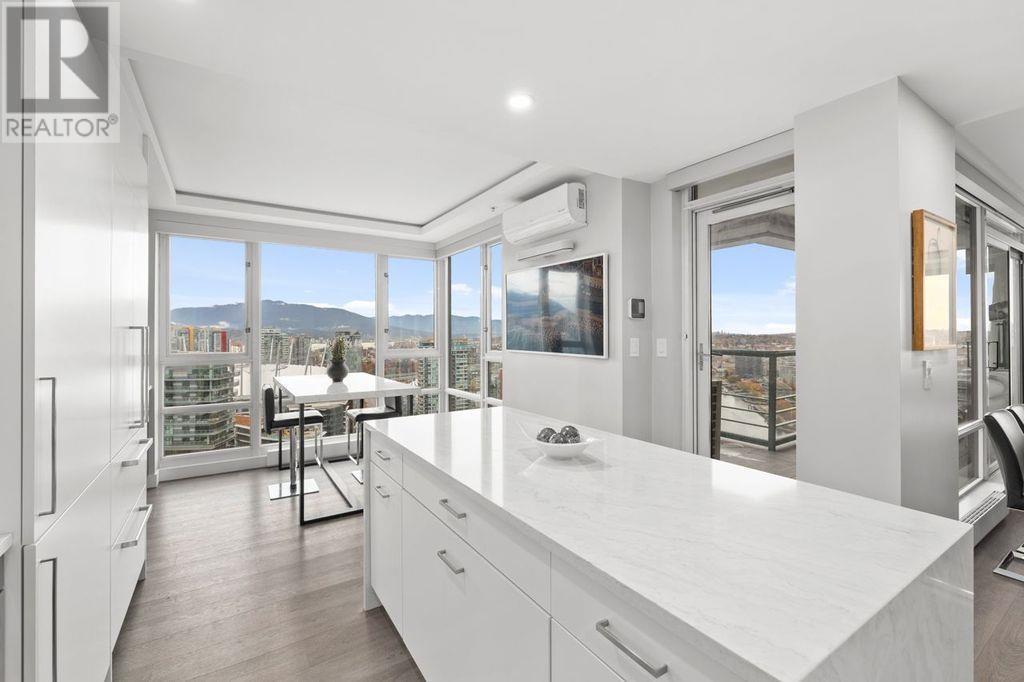 3902 1033 Marinaside Crescent, Vancouver, British Columbia  V6Z 3A3 - Photo 8 - R2869110