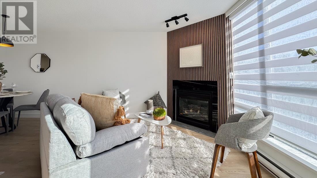 606 8180 Granville Avenue, Richmond, British Columbia  V6Y 4G1 - Photo 2 - R2869159