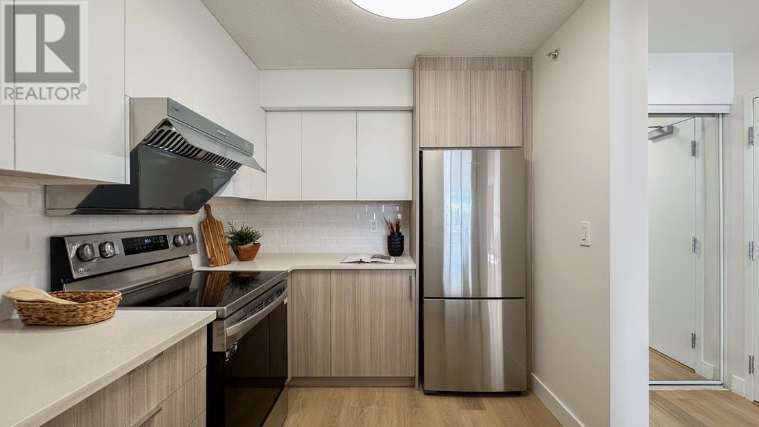 606 8180 Granville Avenue, Richmond, British Columbia  V6Y 4G1 - Photo 4 - R2869159