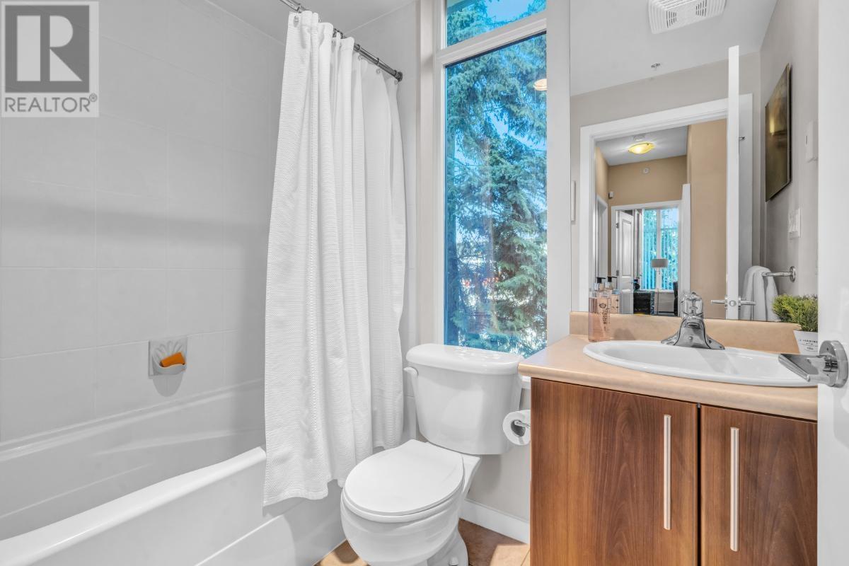 Th1 2088 Madison Avenue, Burnaby, British Columbia  V5C 6T5 - Photo 15 - R2869164