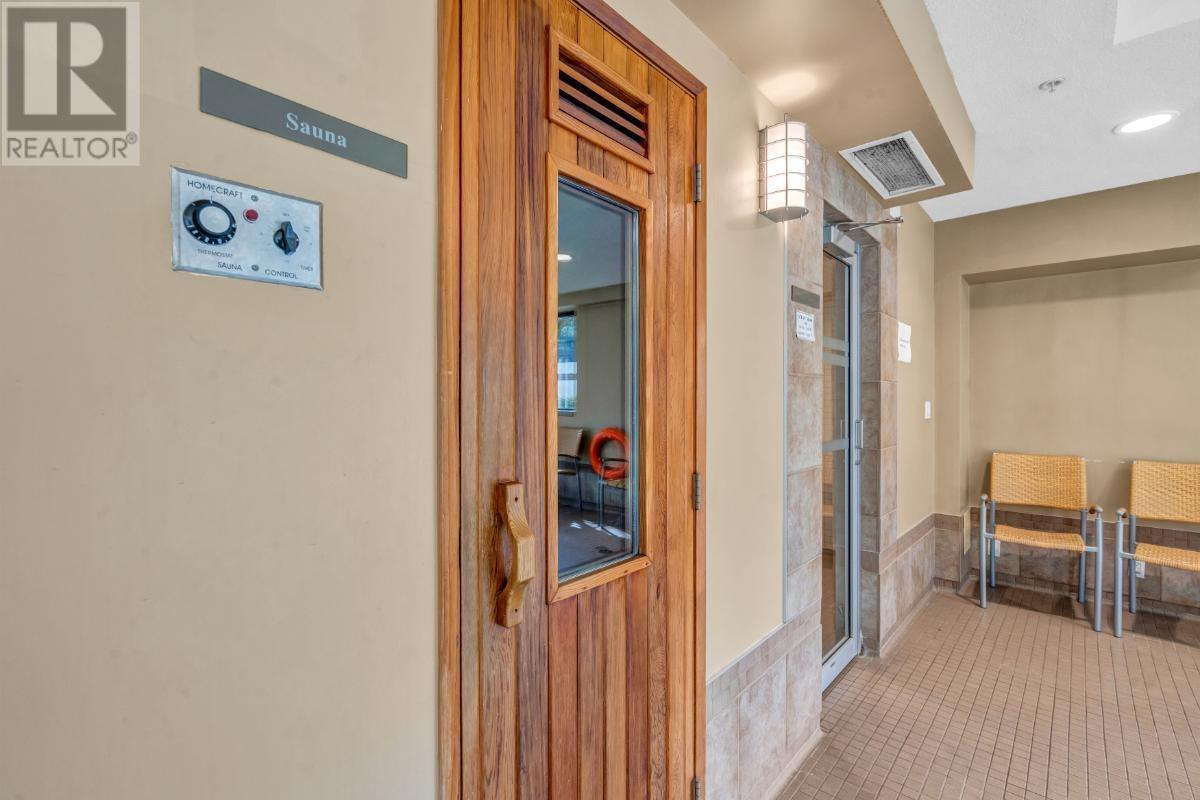 Th1 2088 Madison Avenue, Burnaby, British Columbia  V5C 6T5 - Photo 34 - R2869164