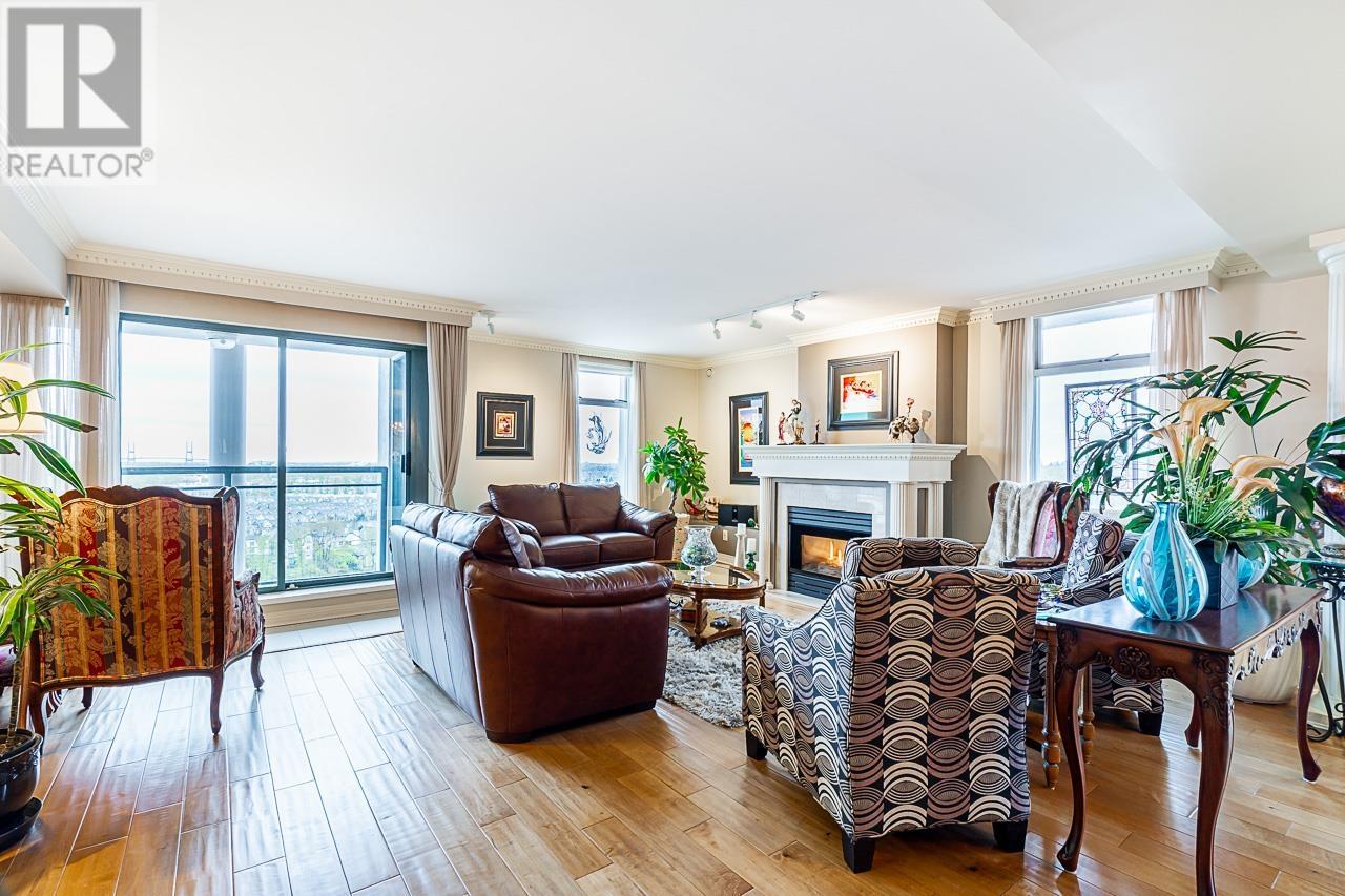 2003 8 Laguna Court, New Westminster, British Columbia  V3M 6M6 - Photo 5 - R2869170