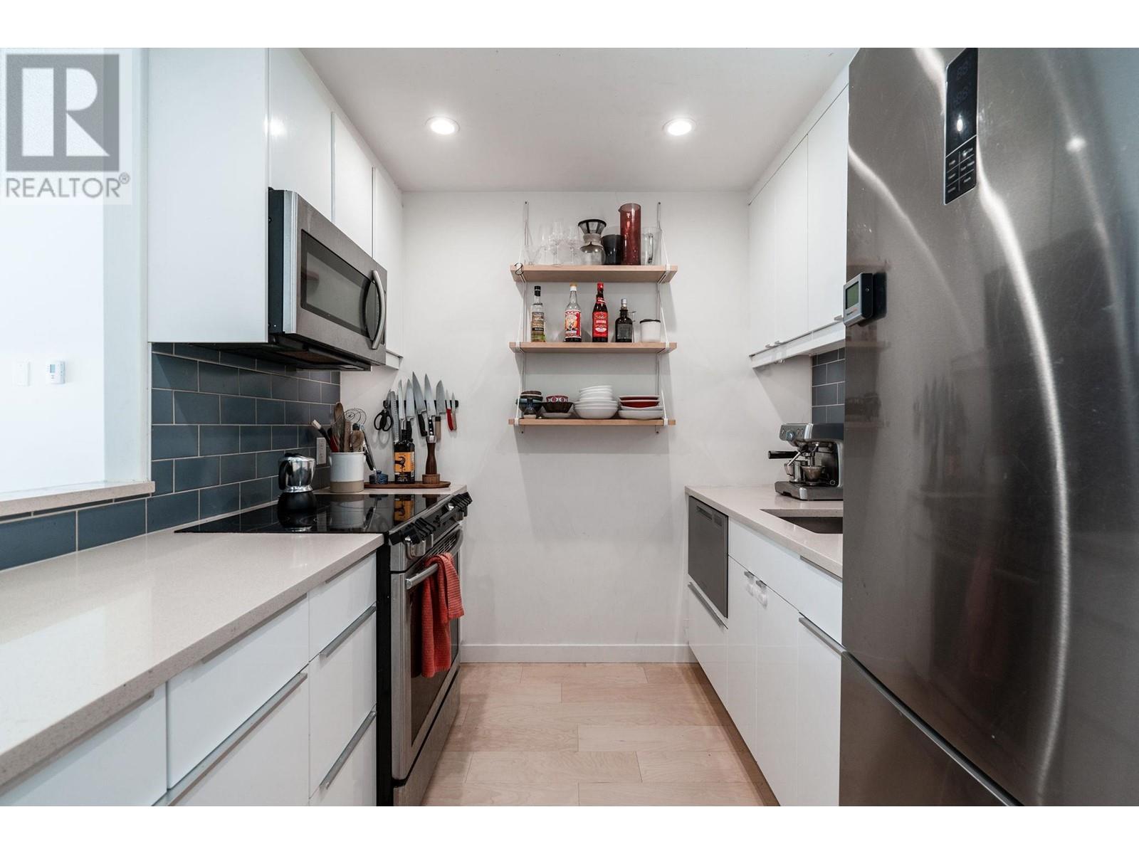 204 2328 Oxford Street, Vancouver, British Columbia  V5L 1G3 - Photo 12 - R2869184