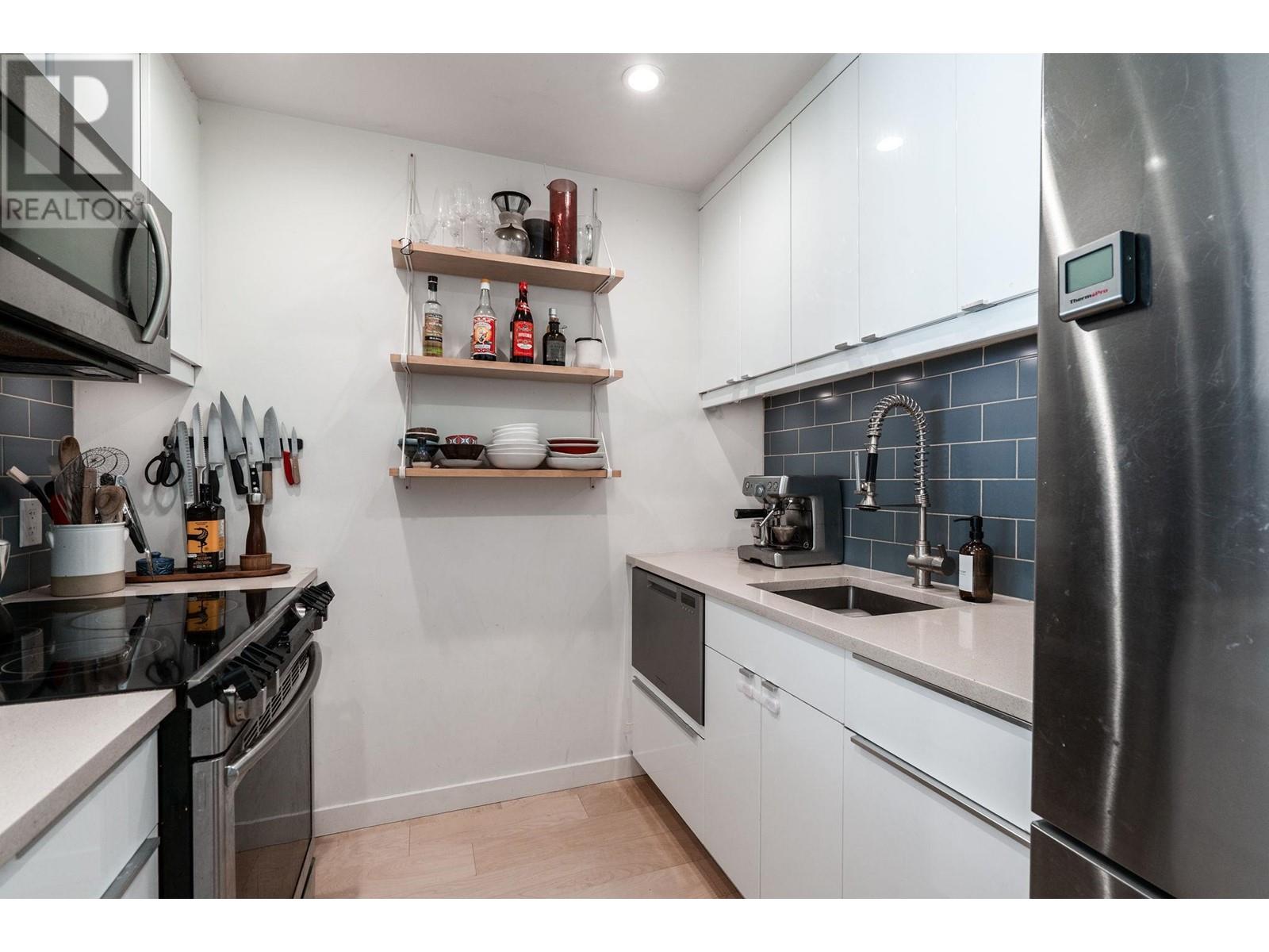 204 2328 Oxford Street, Vancouver, British Columbia  V5L 1G3 - Photo 13 - R2869184