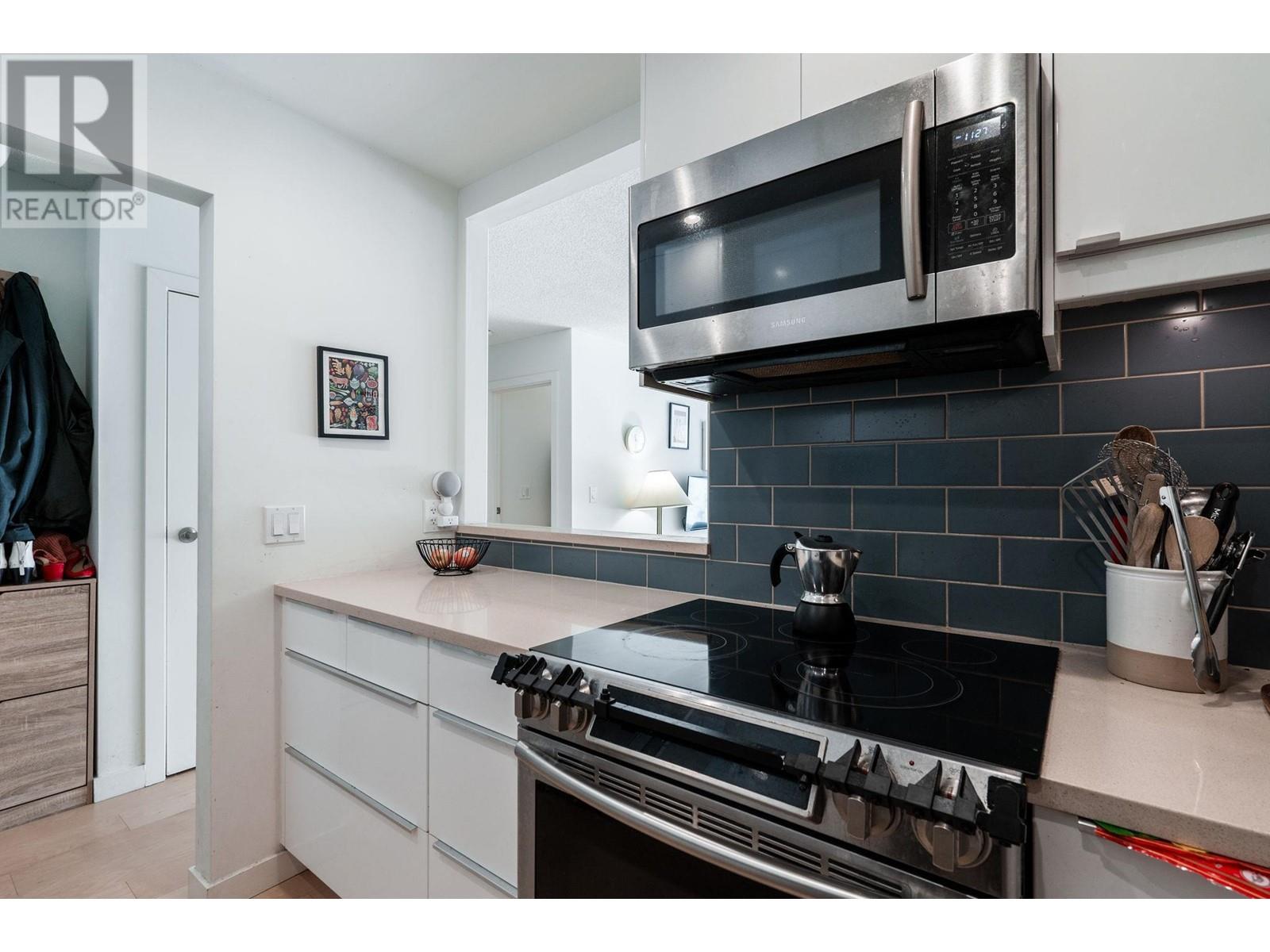 204 2328 Oxford Street, Vancouver, British Columbia  V5L 1G3 - Photo 14 - R2869184