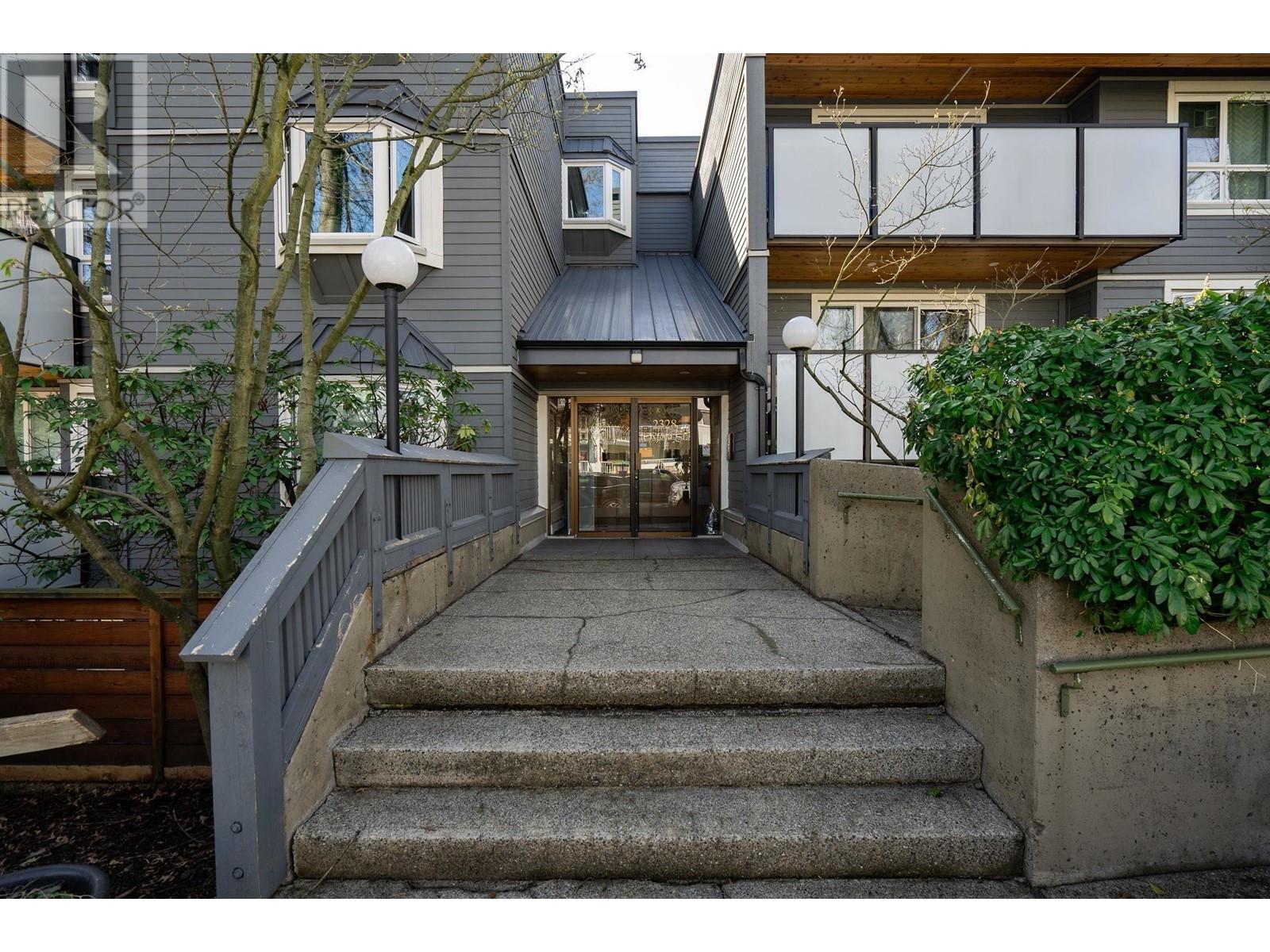 204 2328 Oxford Street, Vancouver, British Columbia  V5L 1G3 - Photo 2 - R2869184