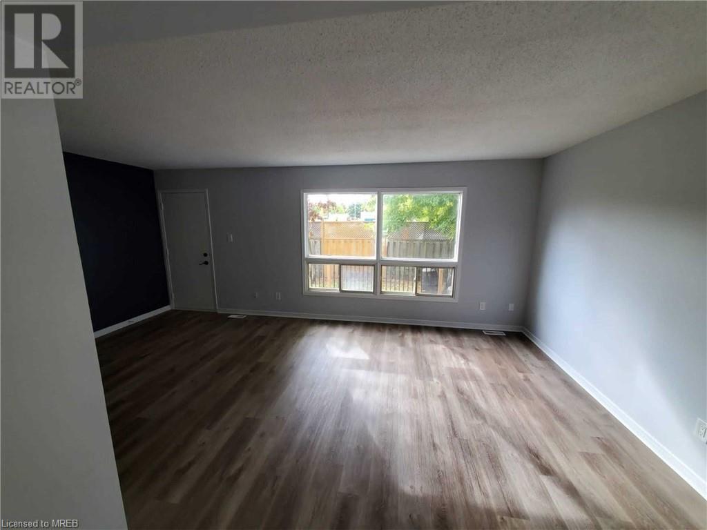 409 Thompson Road, London, Ontario  N5Z 4Z1 - Photo 5 - 40569556