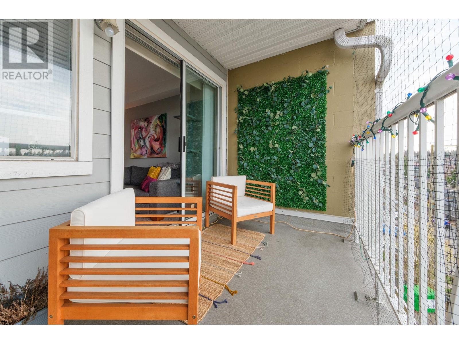 4169-4175 Fraser Street, Vancouver, British Columbia  V5V 4E9 - Photo 13 - C8059091