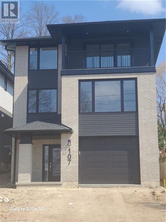 107 South Street, Woodstock, Ontario  N4S 3L3 - Photo 1 - 40568939