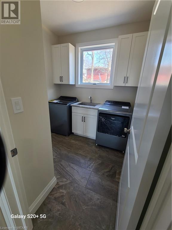 107 South Street, Woodstock, Ontario  N4S 3L3 - Photo 4 - 40568939