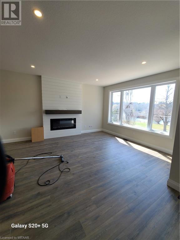 107 South Street, Woodstock, Ontario  N4S 3L3 - Photo 6 - 40568939