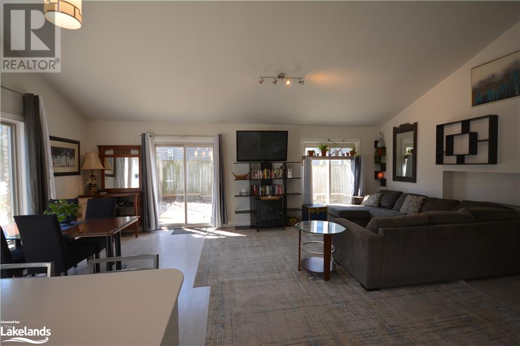 34 Marilyn Avenue N, Wasaga Beach, Ontario  L9Z 2X8 - Photo 10 - 40569230