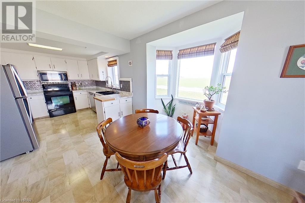 34481 Hendrick Road, Dashwood, Ontario  N0M 1N0 - Photo 28 - 40568618