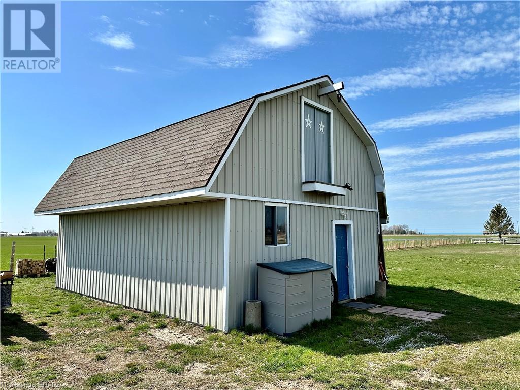 34481 Hendrick Road, Dashwood, Ontario  N0M 1N0 - Photo 12 - 40568618