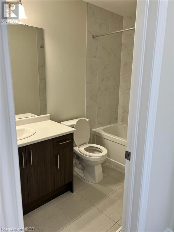 26 Molnar Crescent Unit# Main, Brantford, Ontario  N3T 0X5 - Photo 6 - 40569734