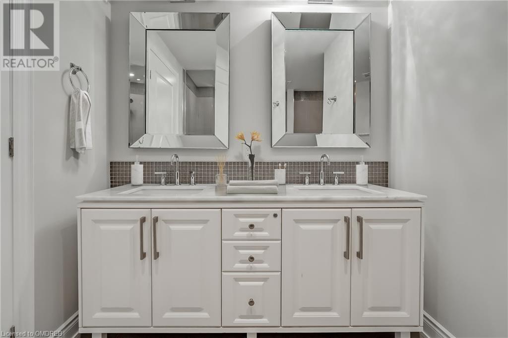 3500 Lakeshore Road W Unit# 216, Oakville, Ontario  L6L 0B4 - Photo 17 - 40569726