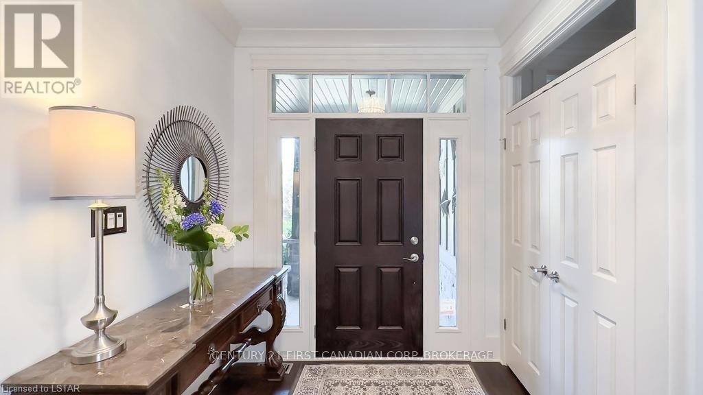 78 Gill Rd, Lambton Shores, Ontario  N0M 1T0 - Photo 4 - X8222308