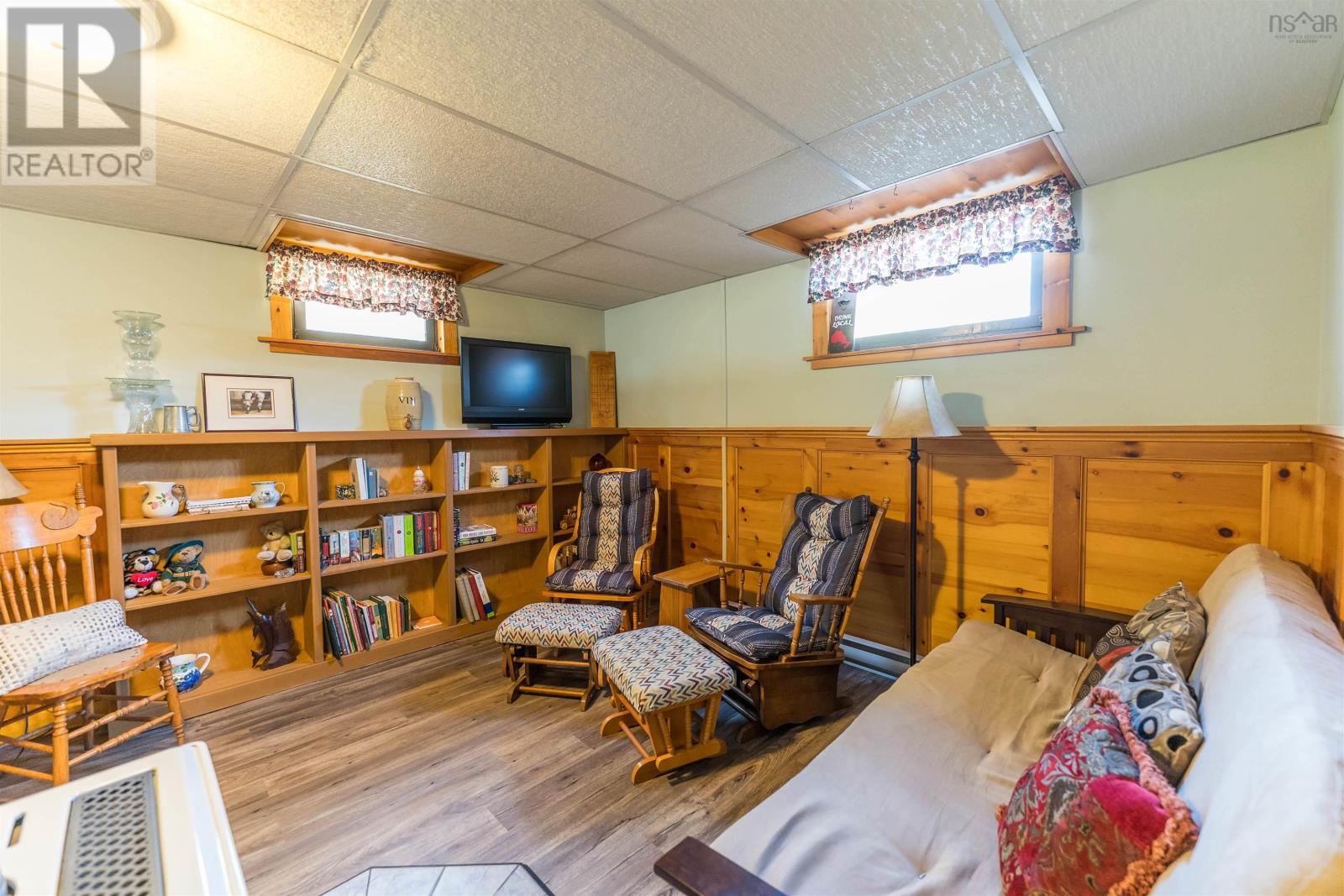 8 Desbrisay Drive, Bridgewater, Nova Scotia  B4V 3H7 - Photo 34 - 202406739