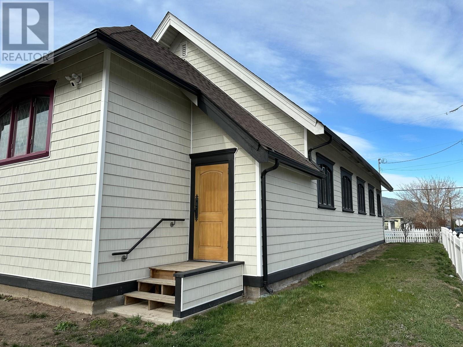 1998 Chapman Street, Merritt, British Columbia   - Photo 35 - 177715