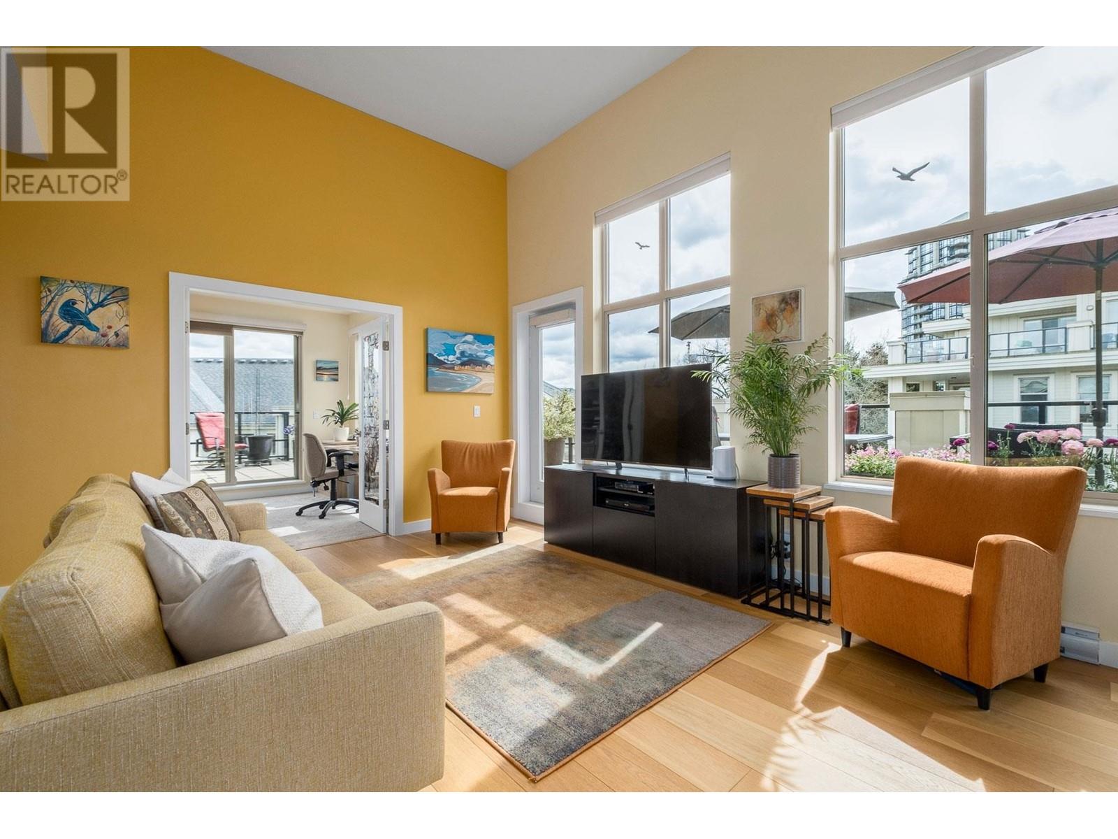 403 250 Francis Way, New Westminster, British Columbia  V3L 0E6 - Photo 4 - R2869207