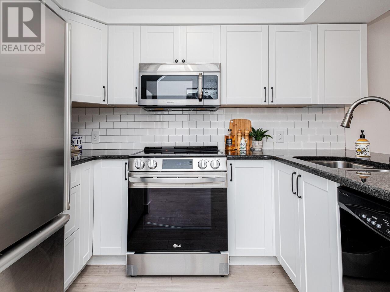104 55 E 10th Avenue, Vancouver, British Columbia  V5T 1Y9 - Photo 3 - R2869215