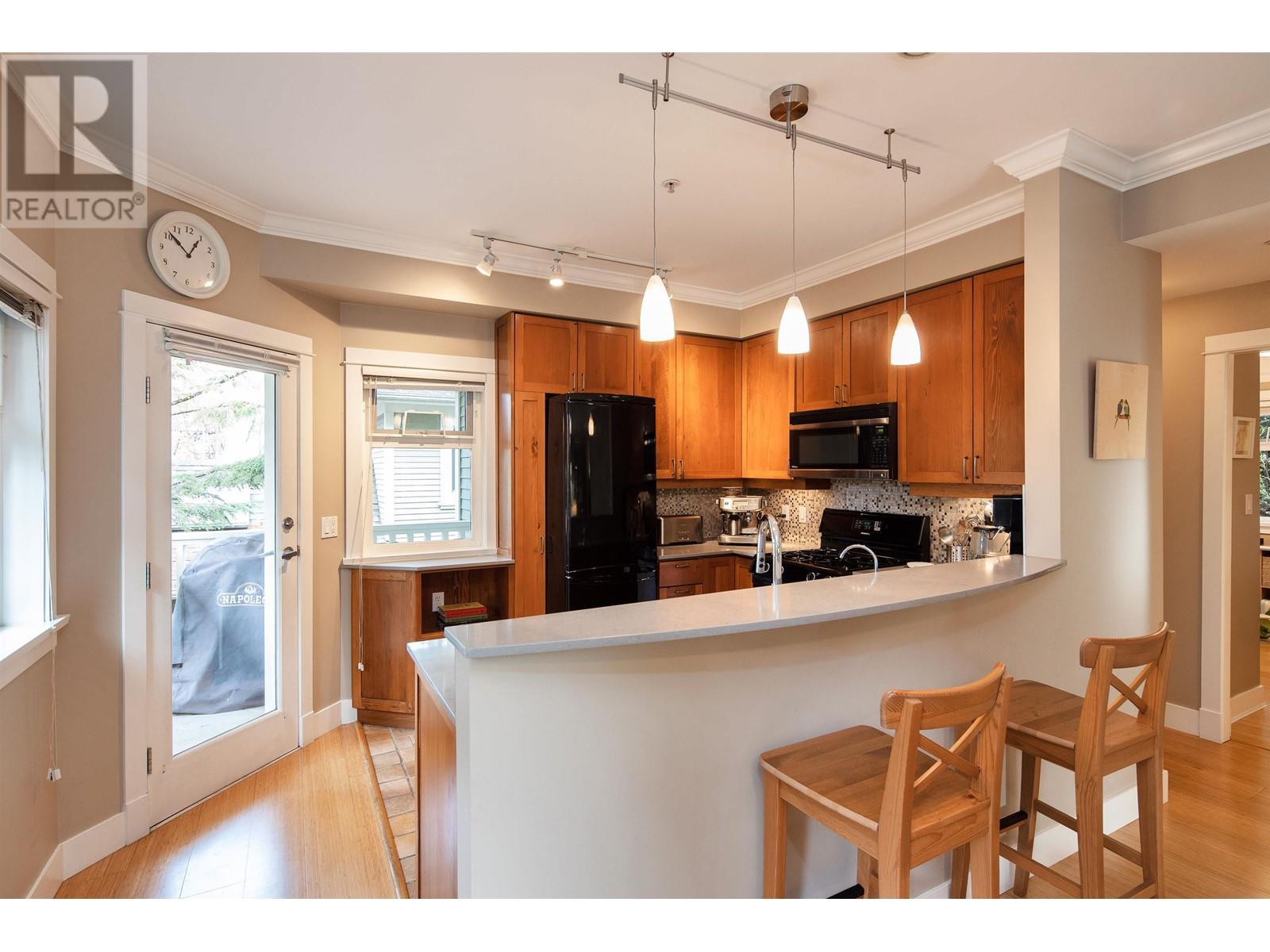 355 W 11th Avenue, Vancouver, British Columbia  V5Y 1T3 - Photo 9 - R2869262