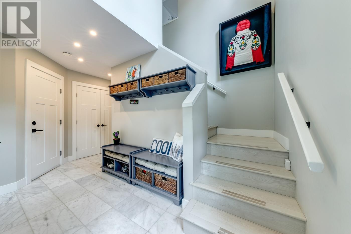 317 2222 Castle Drive, Whistler, British Columbia  V8E 0L7 - Photo 12 - R2869299