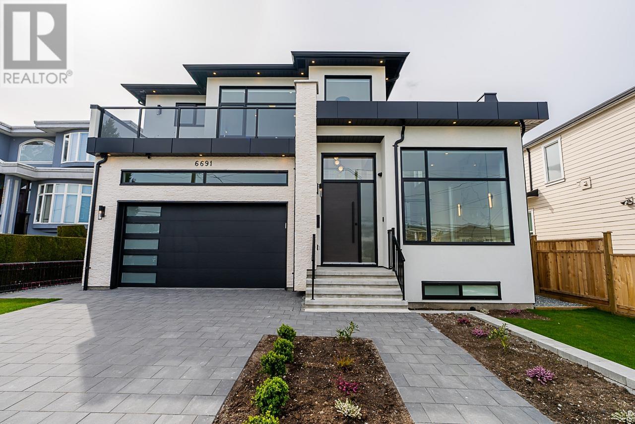 6691 Waltham Avenue, Burnaby, British Columbia  V5H 3V6 - Photo 1 - R2869243