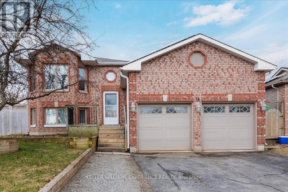 18 Nugent Crt, Barrie, Ontario  L4N 7A9 - Photo 1 - S8222710