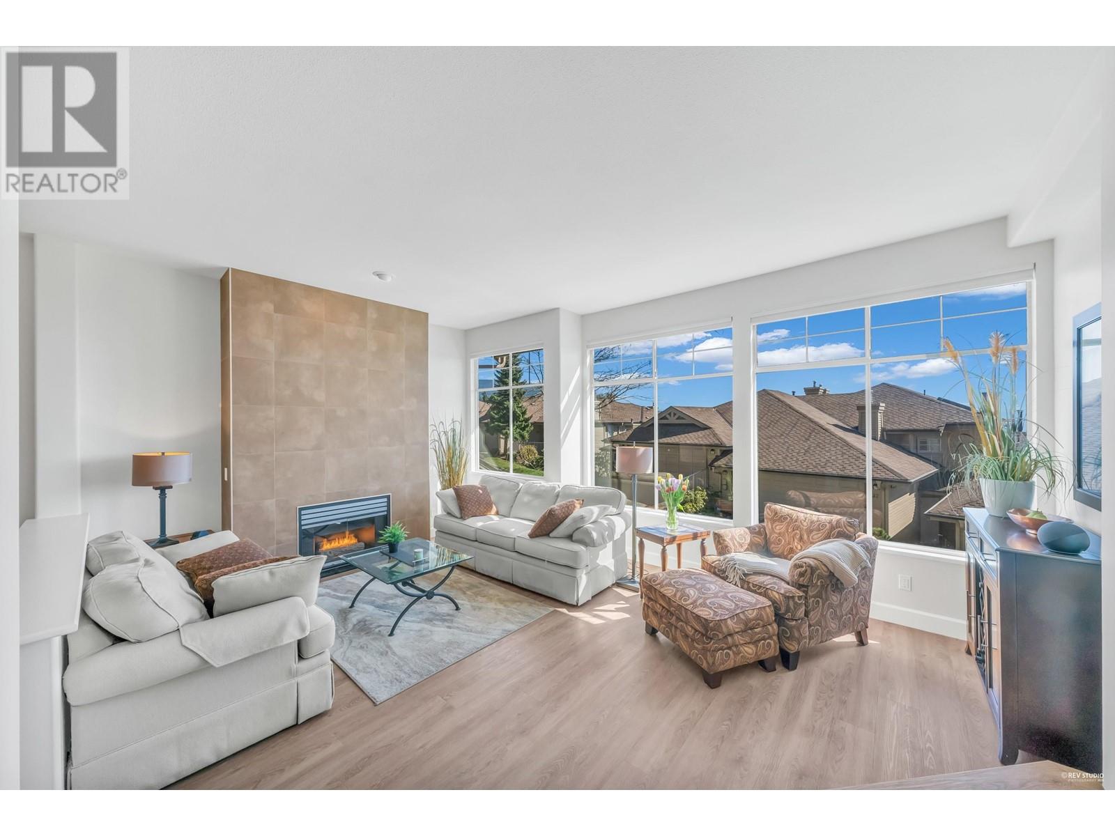17 2979 Panorama Drive, Coquitlam, British Columbia  V3E 2W8 - Photo 5 - R2869068