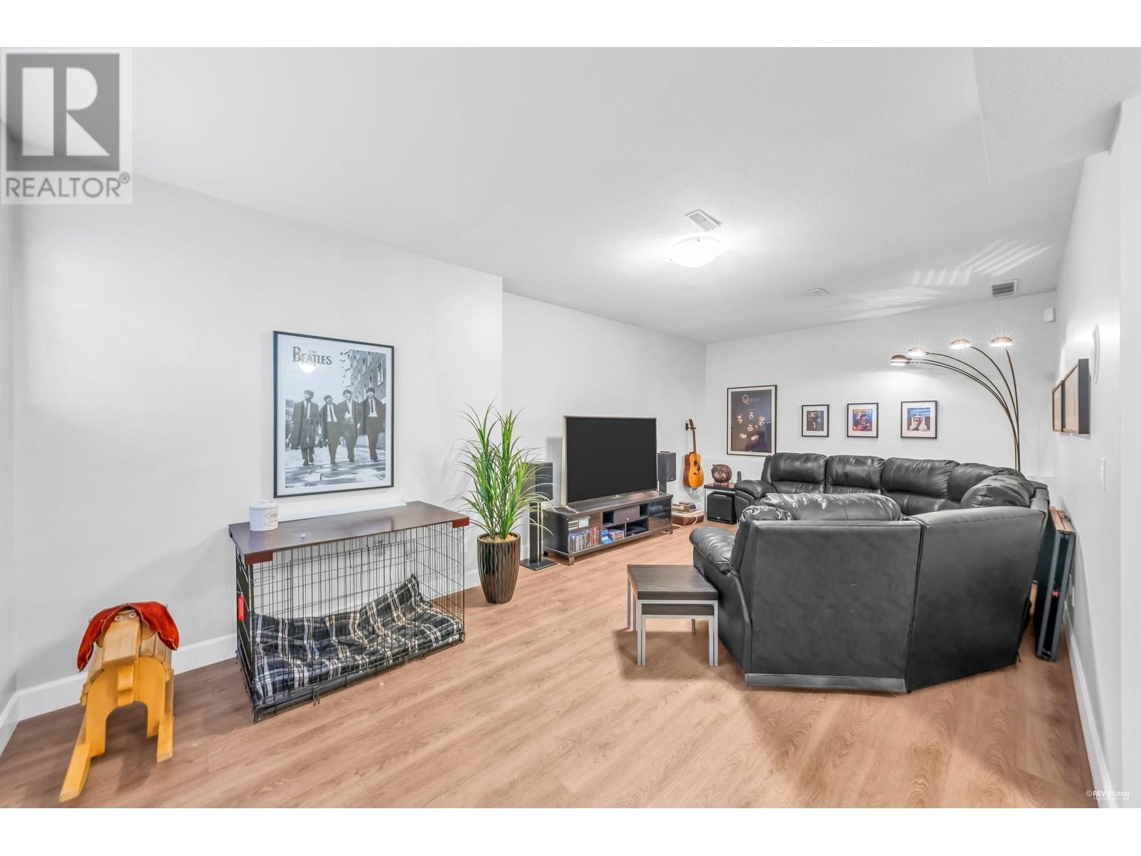 17 2979 Panorama Drive, Coquitlam, British Columbia  V3E 2W8 - Photo 27 - R2869068