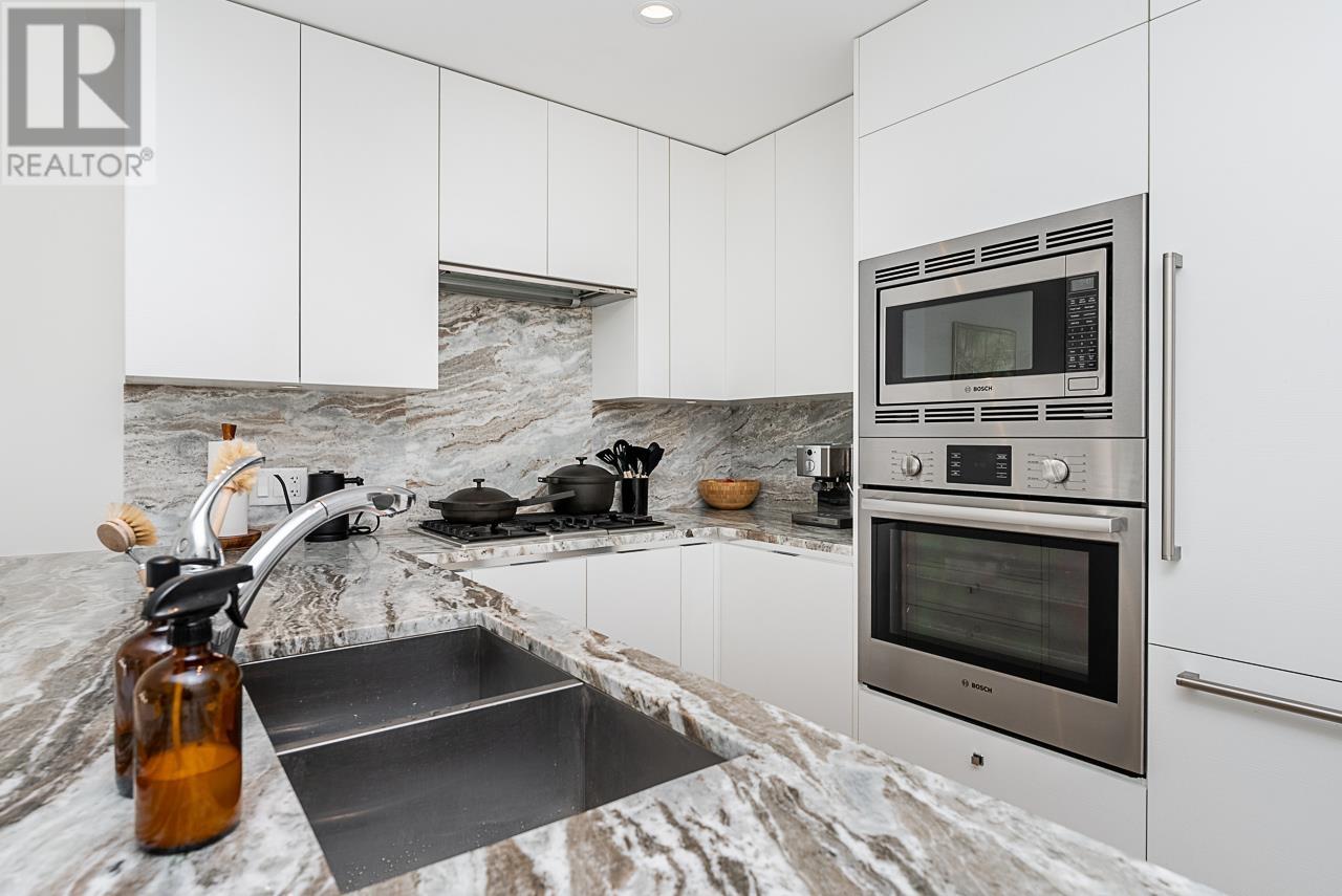 208 185 Victory Ship Way, North Vancouver, British Columbia  V7L 0G2 - Photo 12 - R2869326