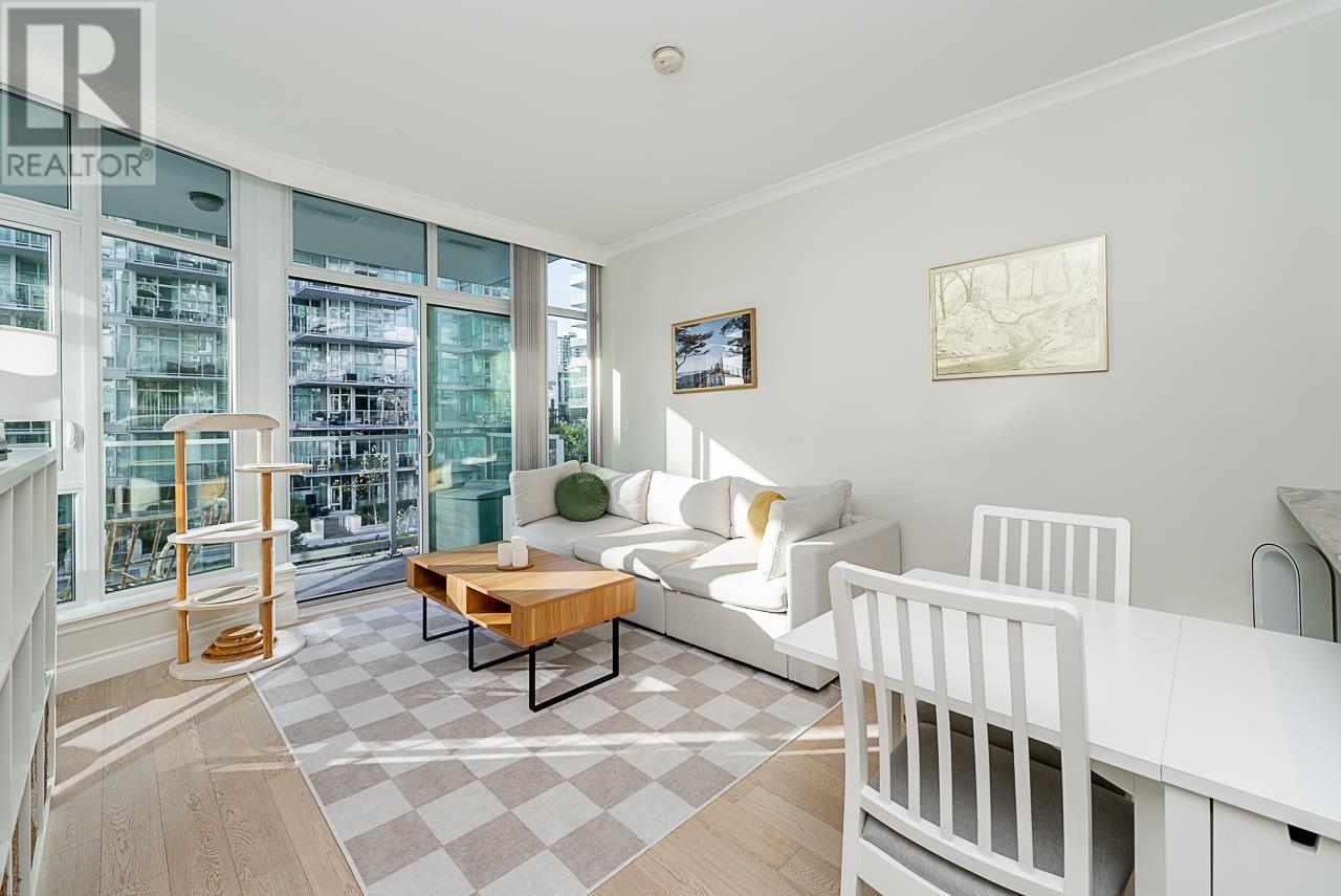 208 185 Victory Ship Way, North Vancouver, British Columbia  V7L 0G2 - Photo 13 - R2869326