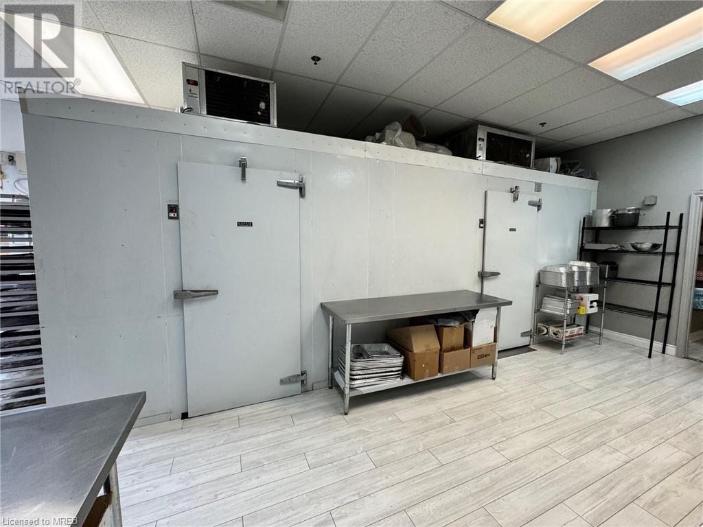 1575 Upper Ottawa Street Unit# 9, Hamilton, Ontario  L8W 3E2 - Photo 10 - 40569833