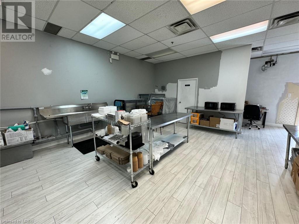 1575 Upper Ottawa Street Unit# 9, Hamilton, Ontario  L8W 3E2 - Photo 12 - 40569833