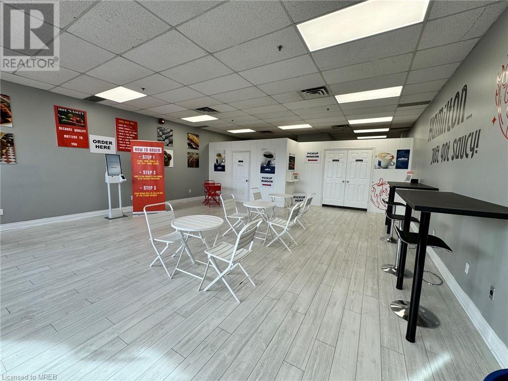 1575 Upper Ottawa Street Unit# 9, Hamilton, Ontario  L8W 3E2 - Photo 2 - 40569833