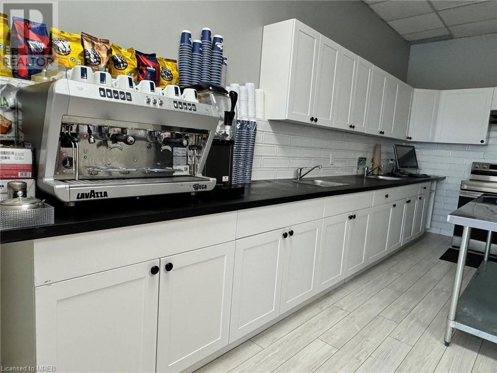 1575 Upper Ottawa Street Unit# 9, Hamilton, Ontario  L8W 3E2 - Photo 7 - 40569833