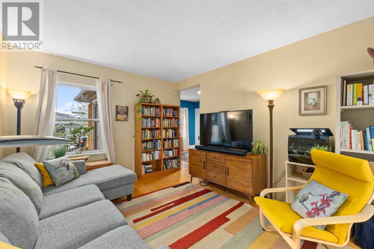 3018 E 29th Avenue, Vancouver, British Columbia  V5R 1W1 - Photo 11 - R2869372