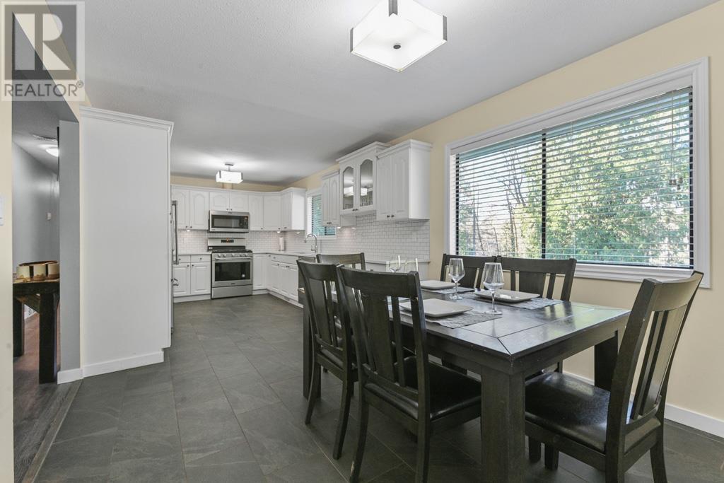 26803 Ferguson Avenue, Maple Ridge, British Columbia  V2W 1R9 - Photo 8 - R2868769