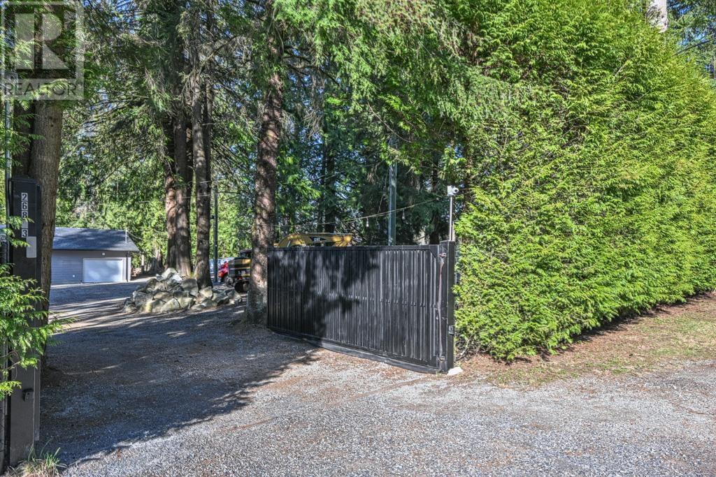 26803 Ferguson Avenue, Maple Ridge, British Columbia  V2W 1R9 - Photo 38 - R2868769