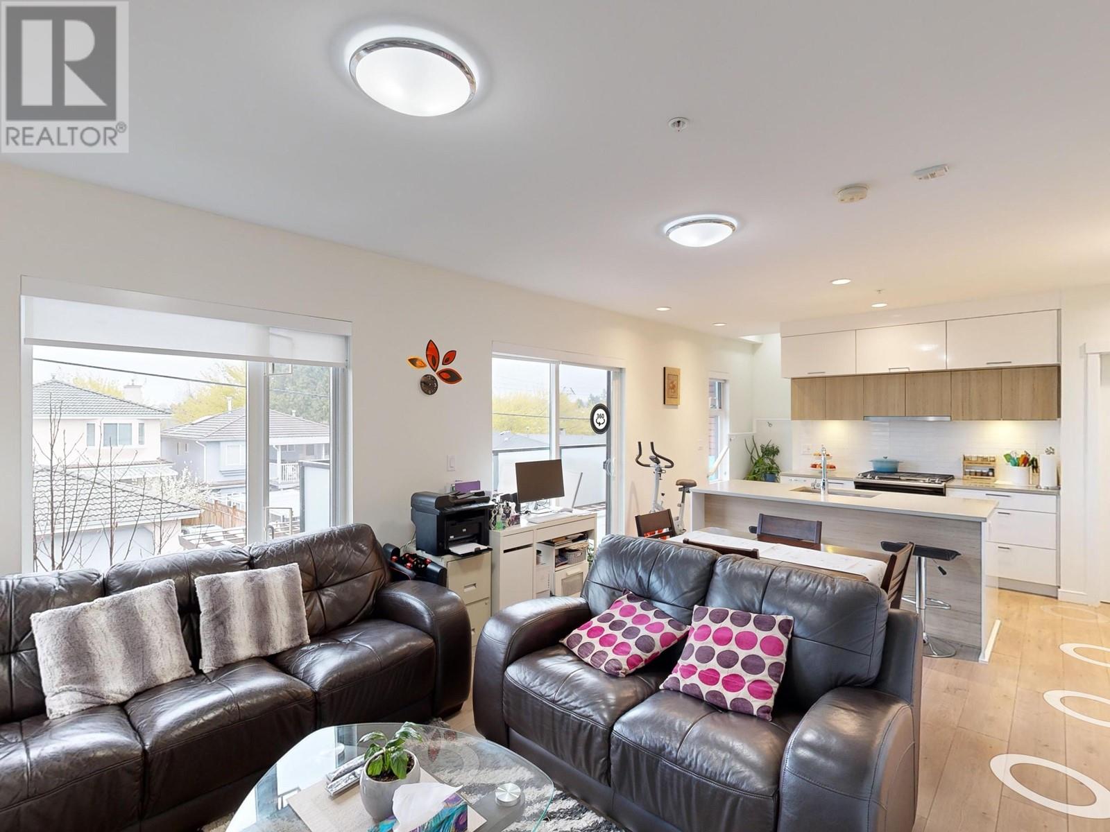 2737 Ward Street, Vancouver, British Columbia  V5R 4S7 - Photo 5 - R2869374