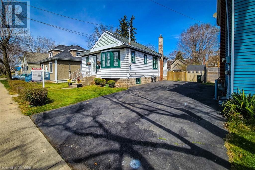 98 Royal Avenue, Hamilton, Ontario  L8S 2C5 - Photo 2 - 40569537