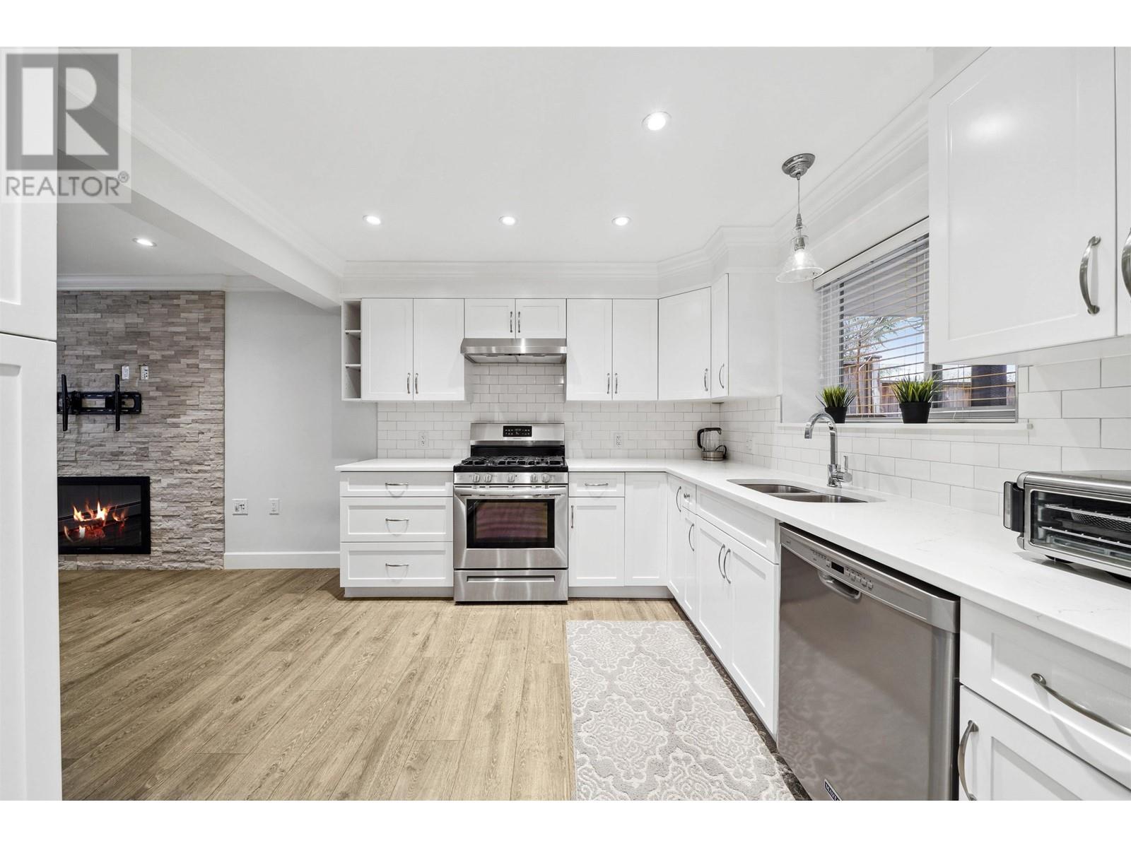 7530 Lawrence Drive, Burnaby, British Columbia  V5A 1T6 - Photo 17 - R2869438