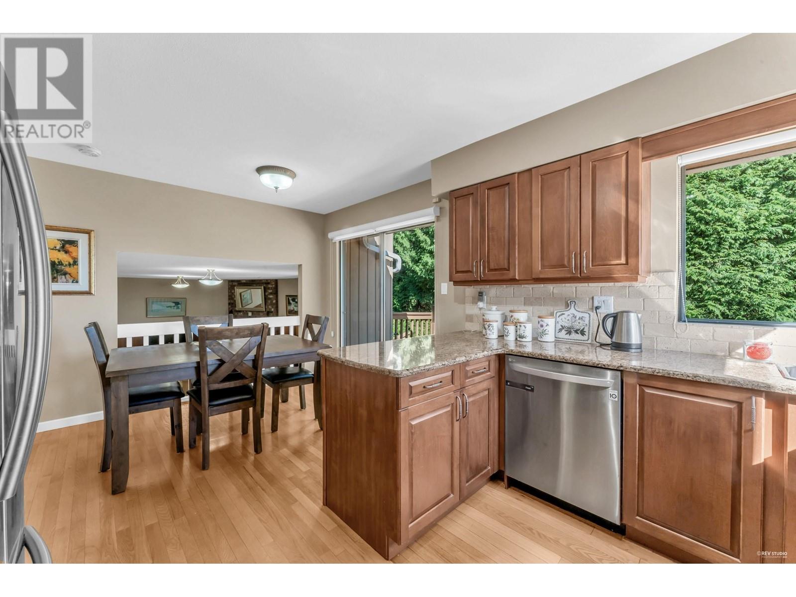 3704 Southridge Place, West Vancouver, British Columbia  V7V 3H8 - Photo 15 - R2869458
