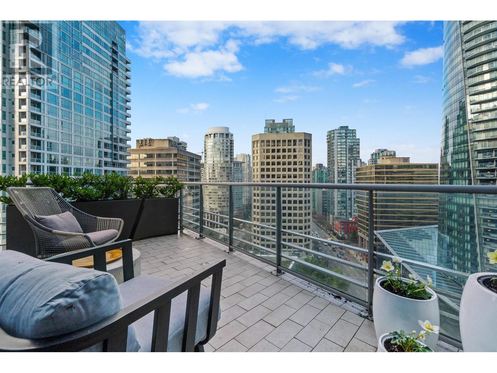 1701 1111 Alberni Street, Vancouver, British Columbia  V6E 4V2 - Photo 2 - R2869218