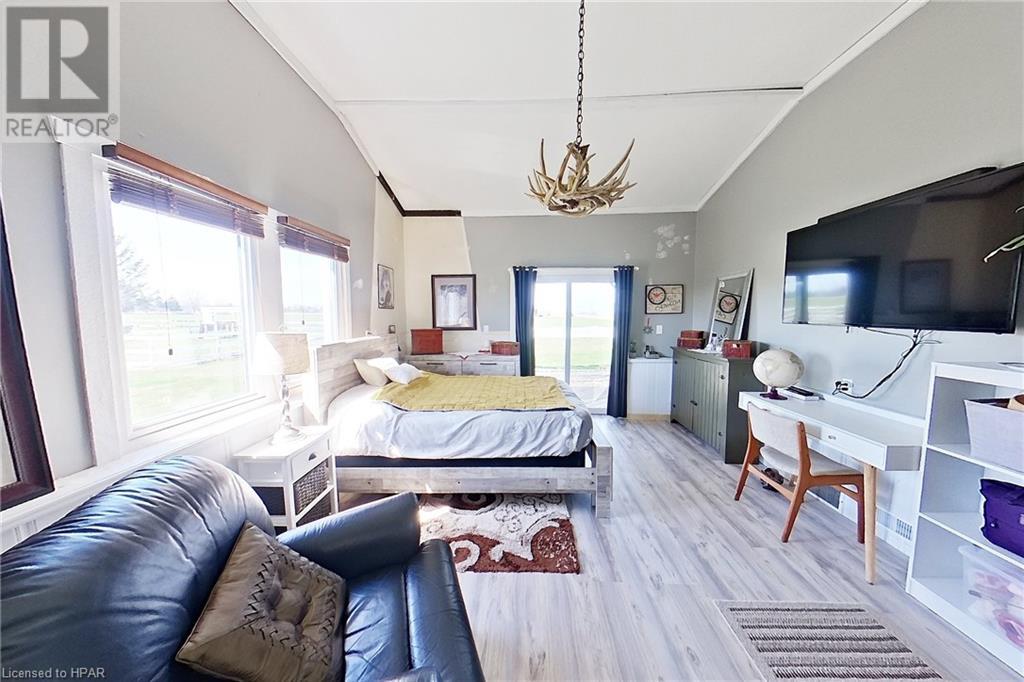 34481 Hendrick Road, Bluewater (Munic), Ontario  N0M 1N0 - Photo 21 - 40568618