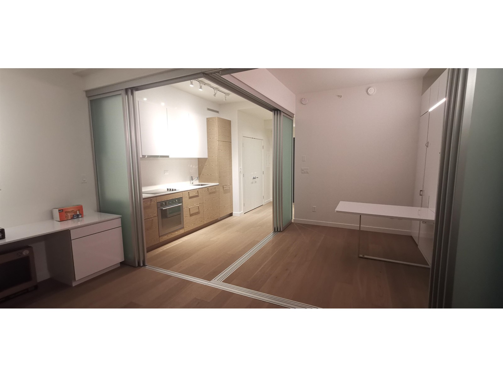 416 13438 Central Avenue, Surrey, British Columbia  V3T 0N2 - Photo 8 - R2865443