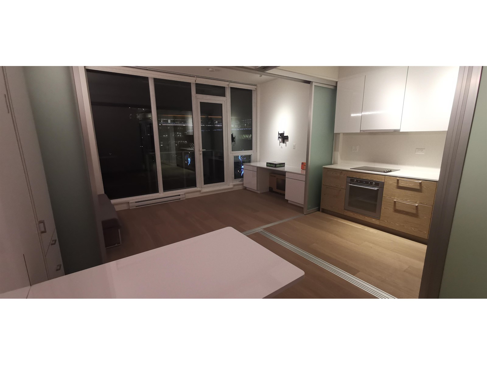 416 13438 Central Avenue, Surrey, British Columbia  V3T 0N2 - Photo 7 - R2865443