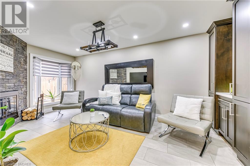 2245 Shipwright Road, Oakville, Ontario  L6M 3B1 - Photo 18 - 40569877