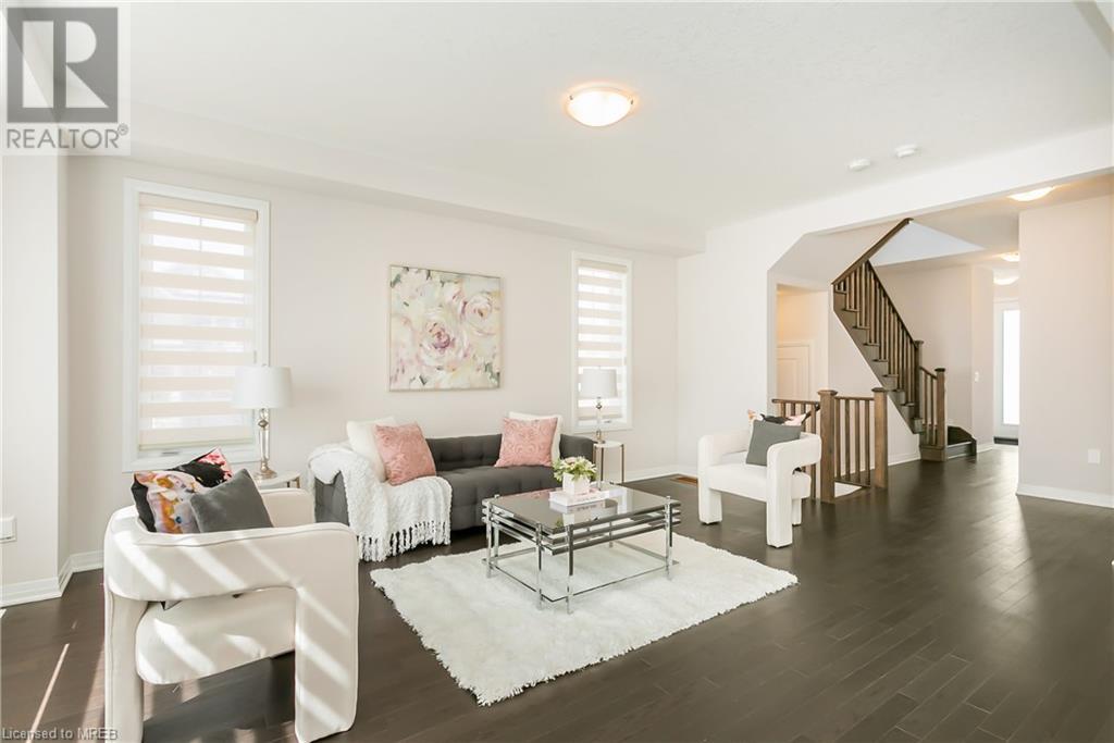 421 Robert Woolner Street, Ayr, Ontario  N0B 1E0 - Photo 9 - 40569861